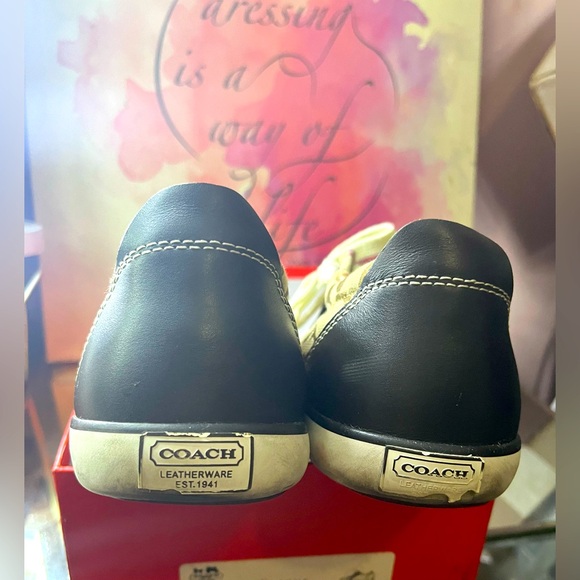 Used Coach Barrett Sneaker - Picture 3 of 4